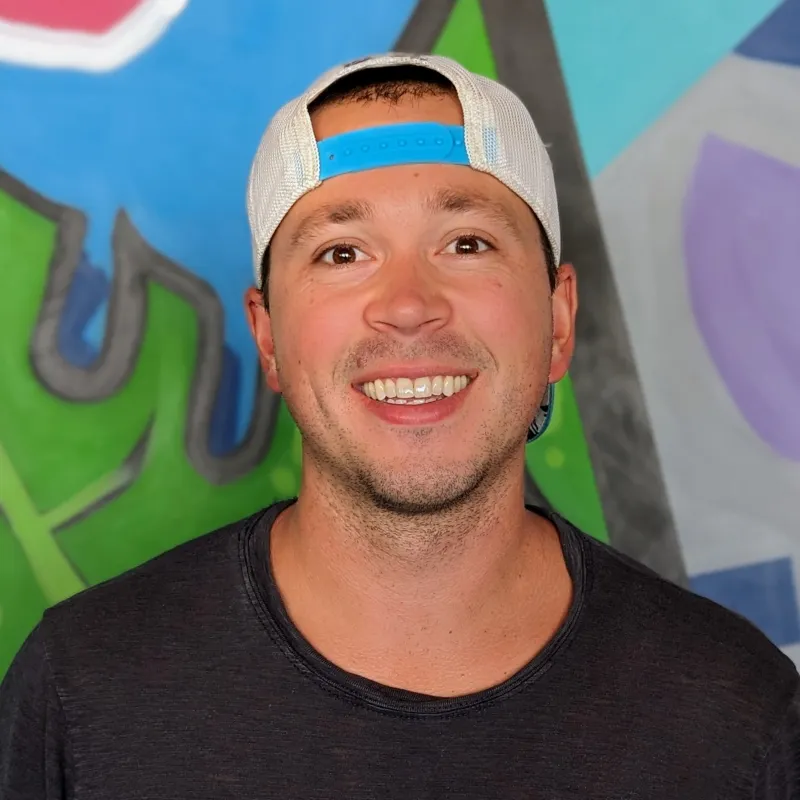 Adam-Rondeau-800x800